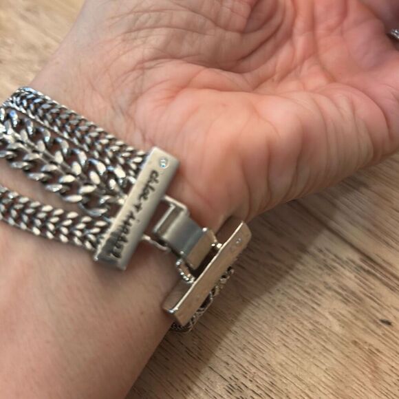 Chloe + Isabelle Long pearl necklace - Picture 5 of 5